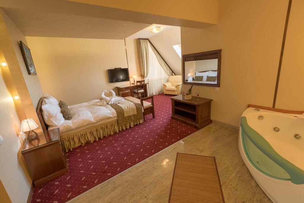 Edelweiss Poiana Hotels Poiana Brasov Extérieur photo